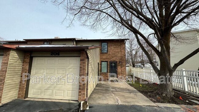 Building Photo - 204 E 735 S
