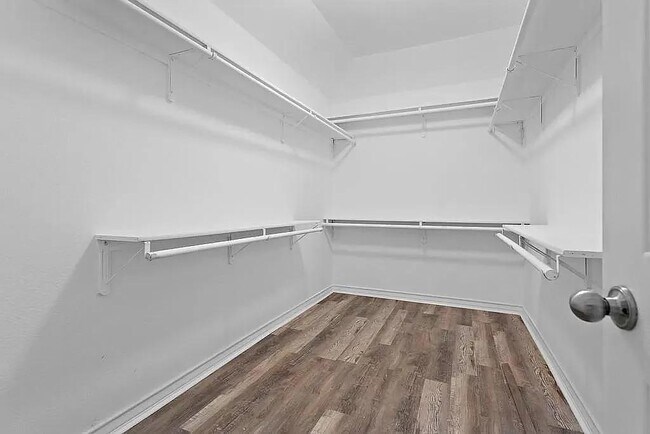 Building Photo - 3201 Winding Shore Ln