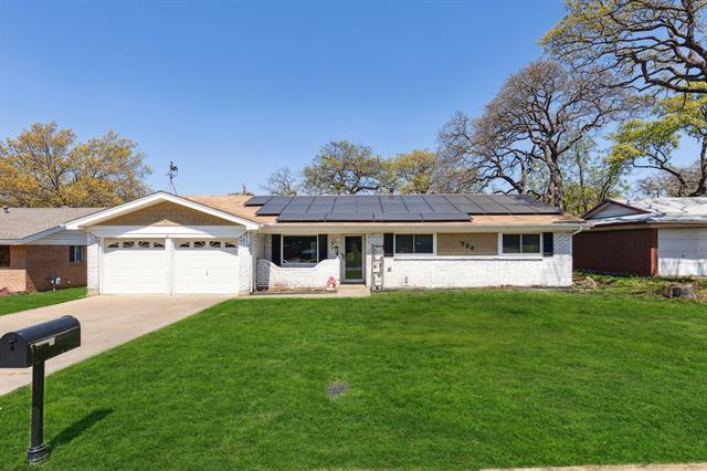 Primary Photo - 724 Edgehill Dr