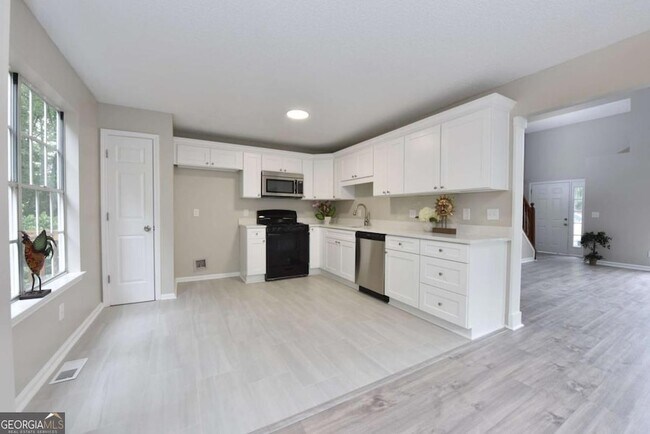 Building Photo - 1575 Watercrest Cir