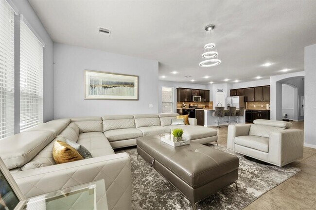 Building Photo - 19911 Mulberry Pine Ln