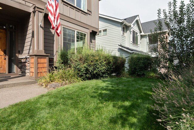 Building Photo - 4-Bedroom Home Near Pine Nursery Park Smart Upgrades & Spacious Yard