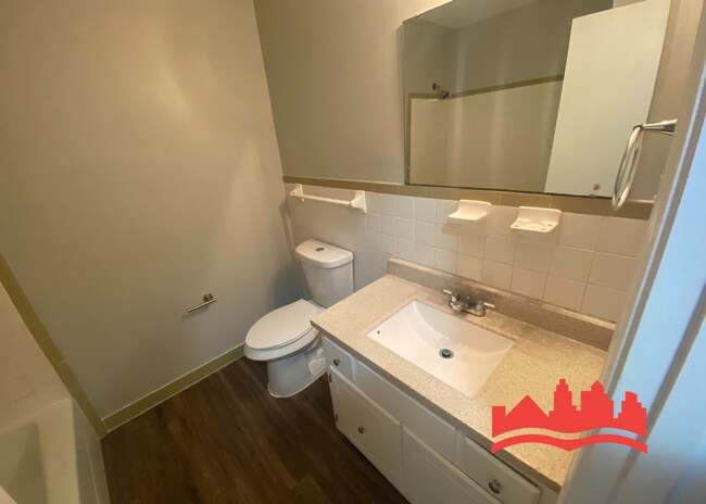 Building Photo - 5095 Corkwood Dr