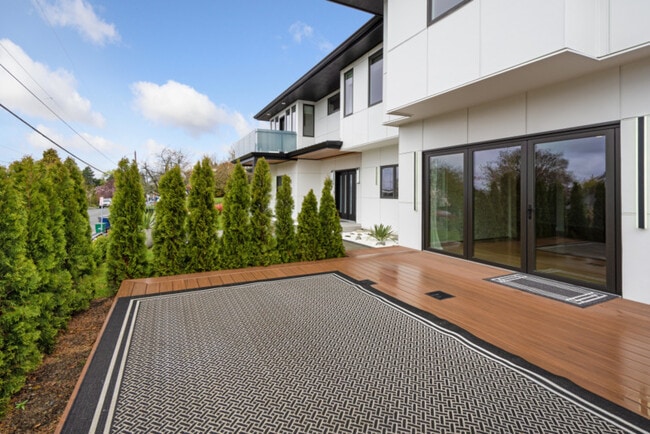 Building Photo - 6402 106th Ave NE