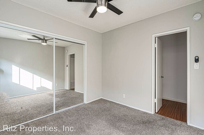 Building Photo - 1426 N Vista St