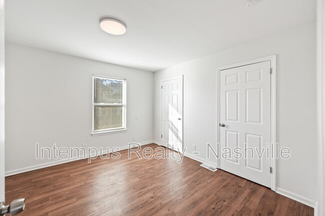 Building Photo - 1300 Aline Ave