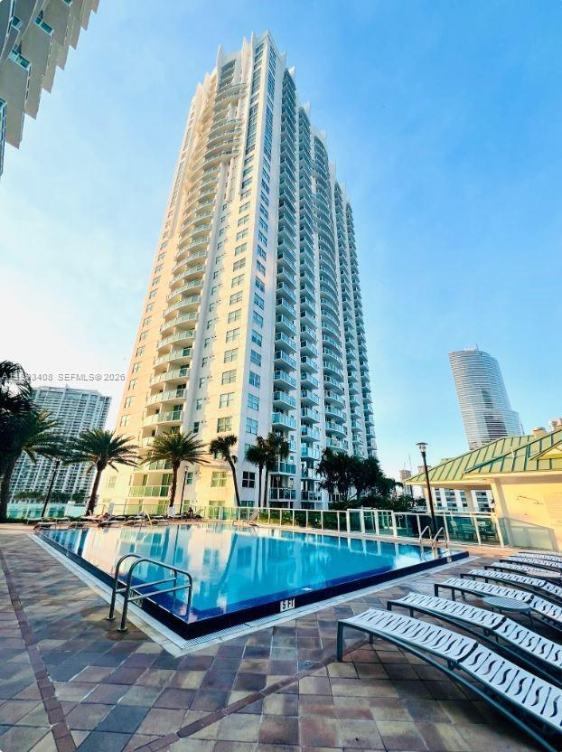 Building Photo - 41 SE 5th St