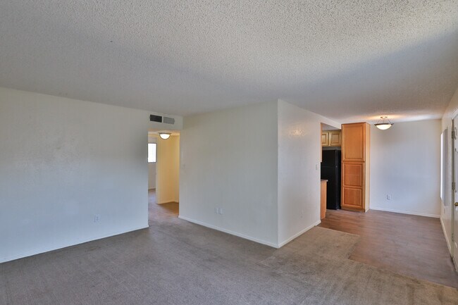 Building Photo - 1819 N 40th St