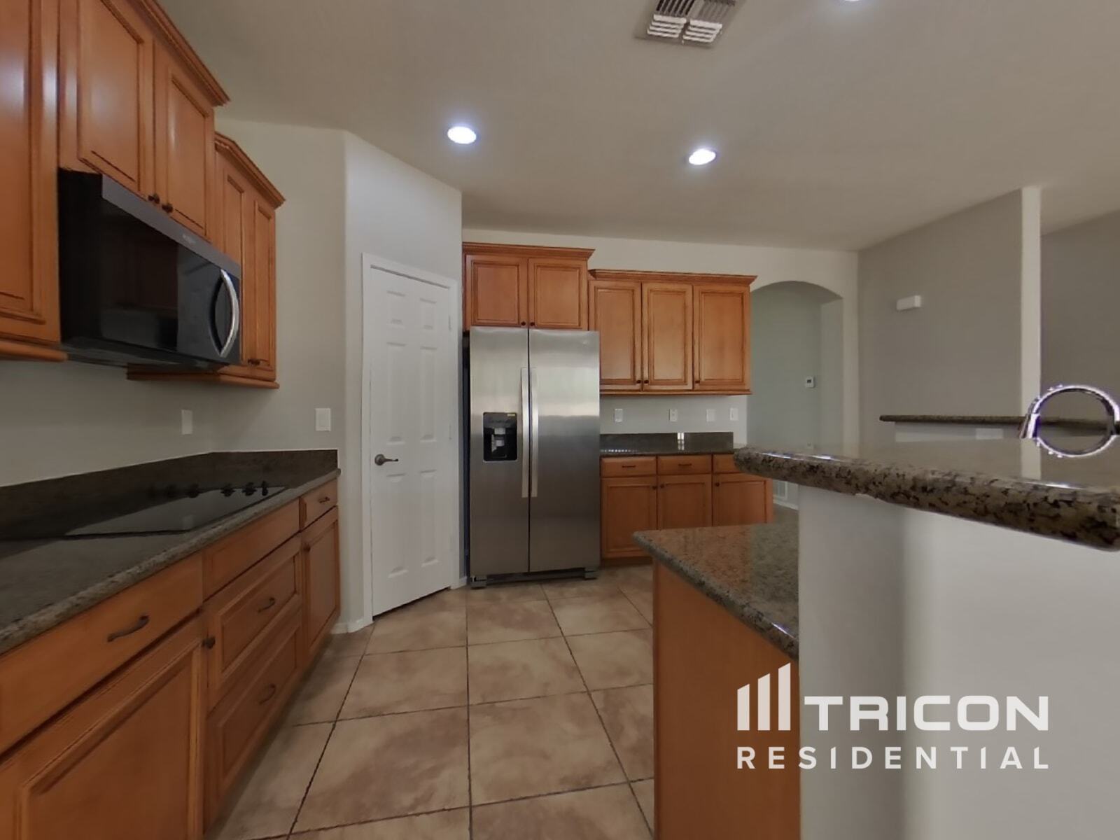 Building Photo - 43978 Caven Dr
