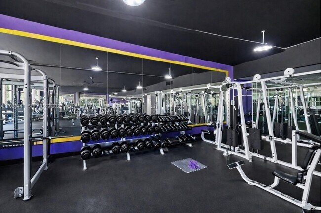 Building Photo - 1035 West Ave