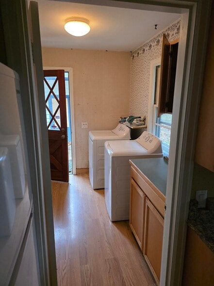 Building Photo - 14020 S Pacific Hwy W