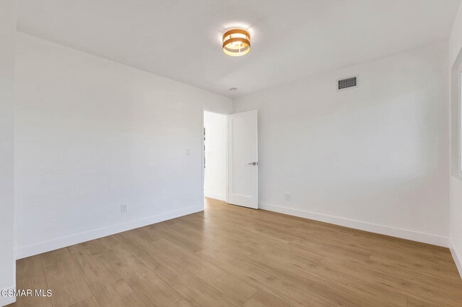 Building Photo - 1387 Breckford Ct