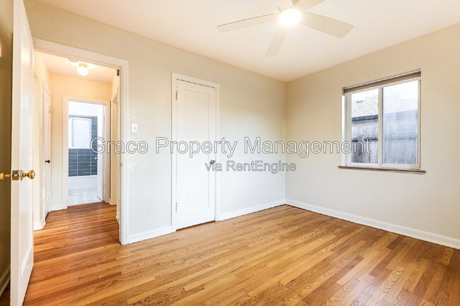 Building Photo - 3075 N Dahlia St