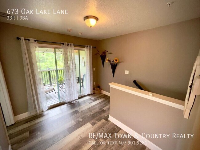 Building Photo - 673 Oak Lake Ln