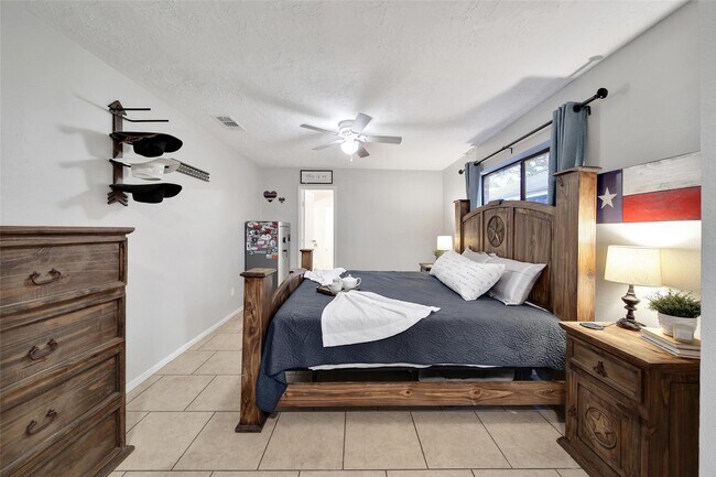 Building Photo - 31723 Ironwood Dr