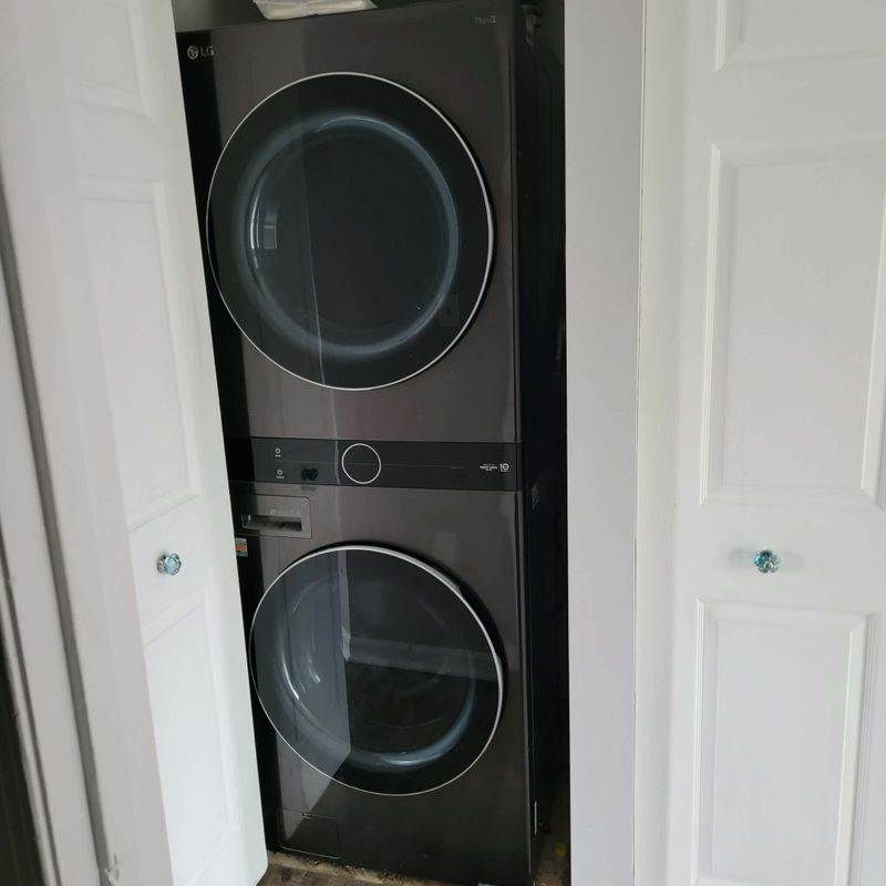 Building Photo - 47734 Devin Cir