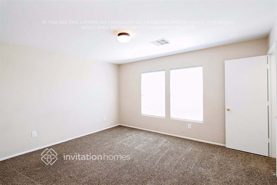 Building Photo - 7224 Camden Pine Ave