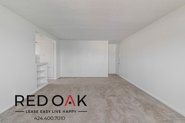 Building Photo - 16910 Crenshaw Blvd