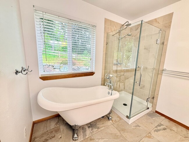 Building Photo - Rare First-Time Rental | Spacious 5BR + Office Cul-de-Sac Home Backing to Nature
