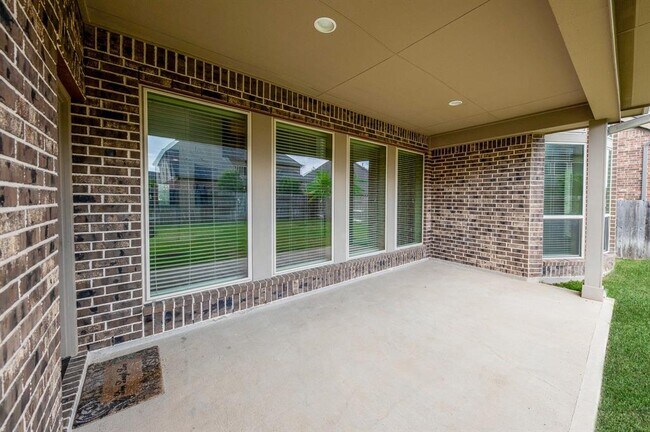 Building Photo - 27811 Bradford Ridge Dr