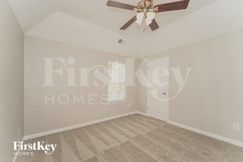 Building Photo - 4615 Canipe Dr