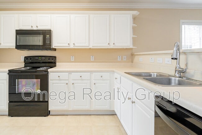 Building Photo - 177 Springdale Dr