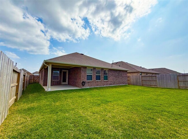 Building Photo - 27230 Henley Rdg Dr