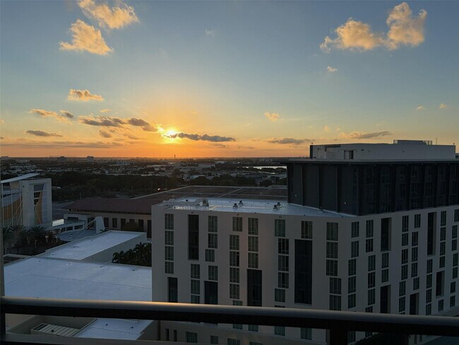 Building Photo - 550 Okeechobee Blvd