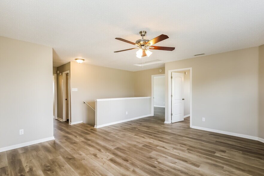 Building Photo - 1904 Breakwater Dr