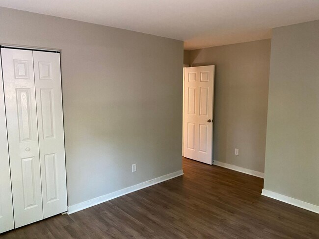 Building Photo - 1707 Choate Pl