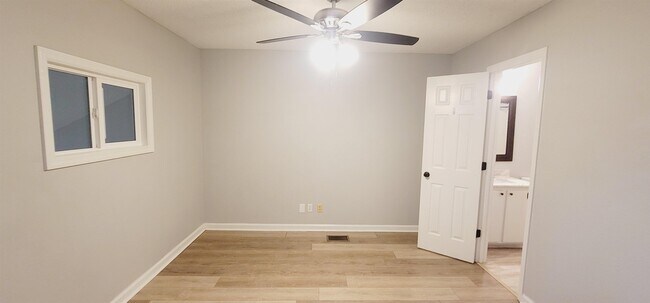 Building Photo - 2419 Nugget Ln