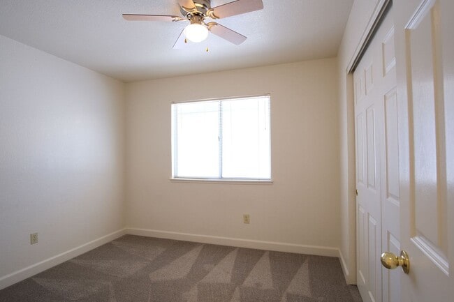 Building Photo - 3 Bedroom 3 bath home in Modesto