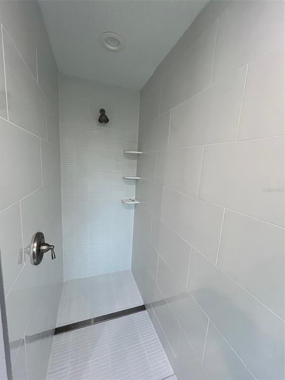 Building Photo - 13180 Amaryllis Cir