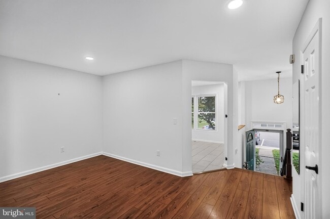 Building Photo - 51 Oak Crest Ct