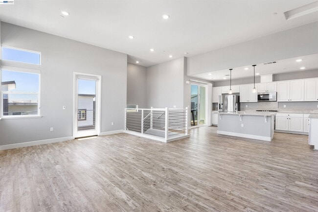 Building Photo - 151 Manly Terrace