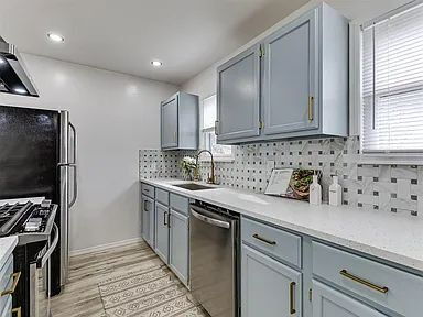 Building Photo - Modern Comfort in Every Square Foot