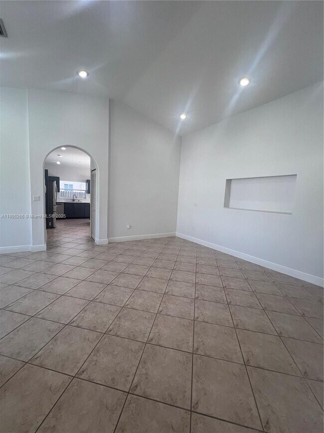 Building Photo - 2682 SW 139th Pl