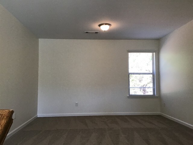 Building Photo - 1290 Rose Terrace Cir