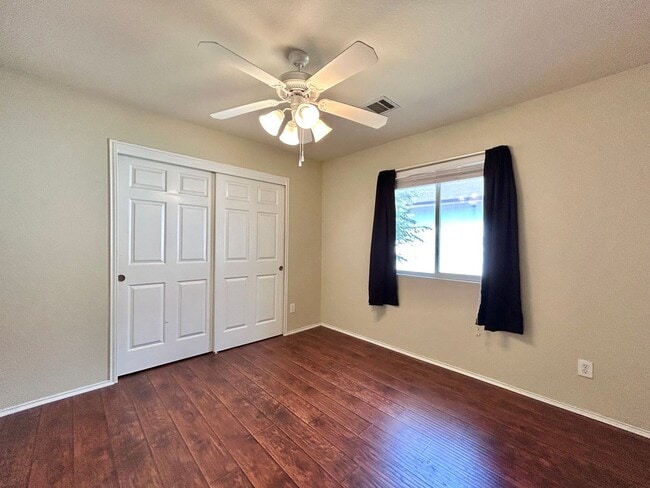 Building Photo - 3 Bed | 2 Bath – Cozy One-Level Home with ...