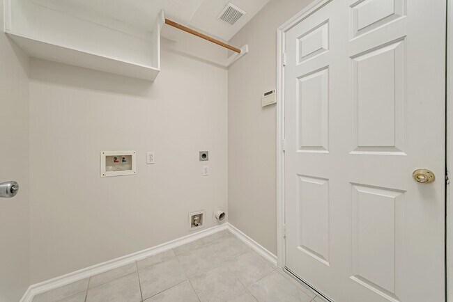 Building Photo - 15311 Bronze Leaf Ct