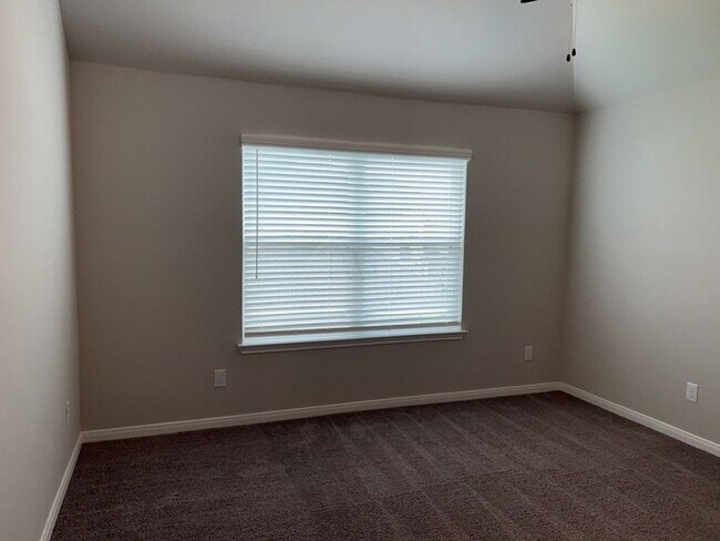 Building Photo - 6702 McGregor Lp