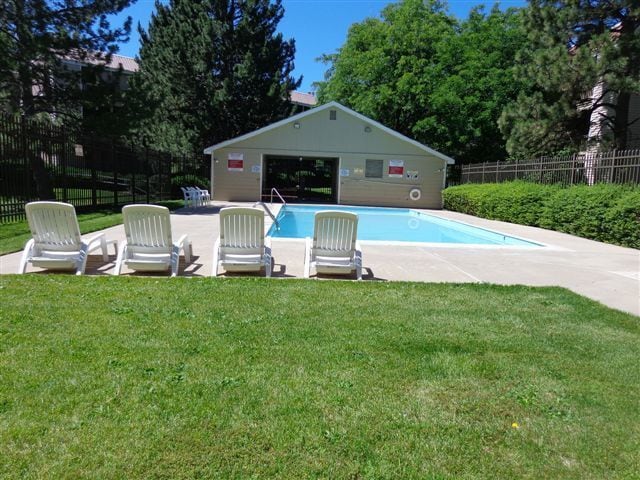 Building Photo - Spacious 1 bed Great location off Sable an...