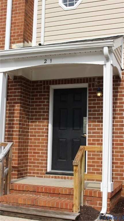 Building Photo - 110 Dupuy Ave