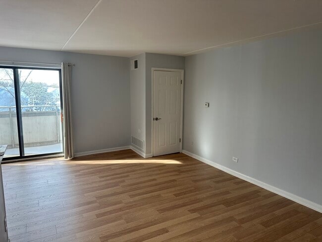 Building Photo - 1463 Mercury Dr