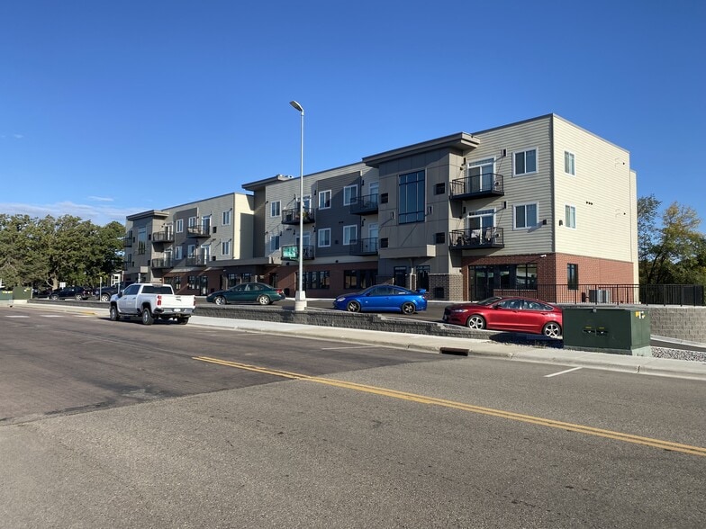 Primary Photo - Riverside Flats of Melrose