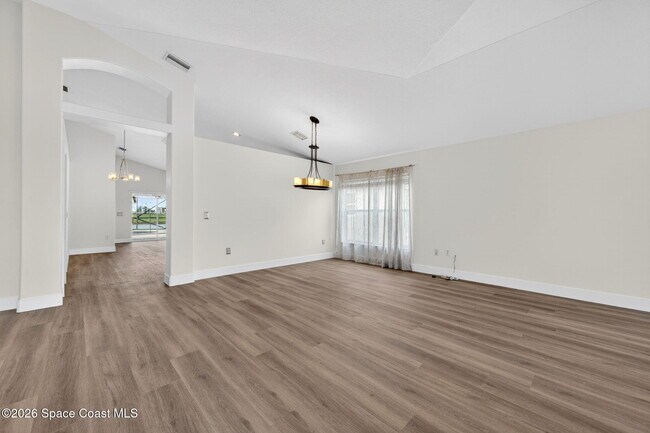 Building Photo - 4190 Chardonnay Dr