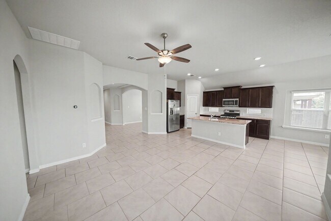 Building Photo - Beautiful Potranco Run Home with 3-Car Garage - Realtor Commission: $750