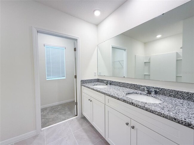 Building Photo - 2054 Tay Wes Dr