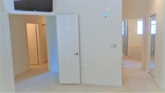 Building Photo - 2553 Langrove Ln SW