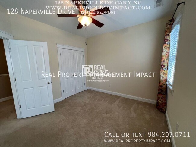 Building Photo - 128 Naperville Dr